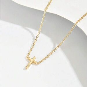 Dainty Gold Cross Pendant Necklace